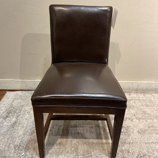 DW Leather DR Chair (AS)