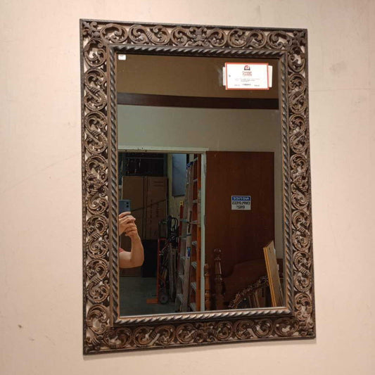 (BHH) Ornate Framed Mirror