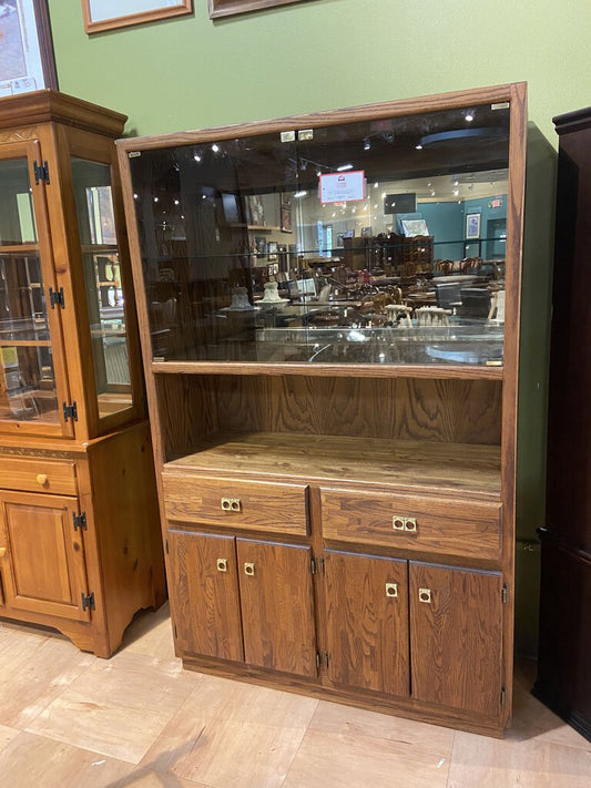 Oak Display Cabinet W/ 2 Glass Shelves (AKH)