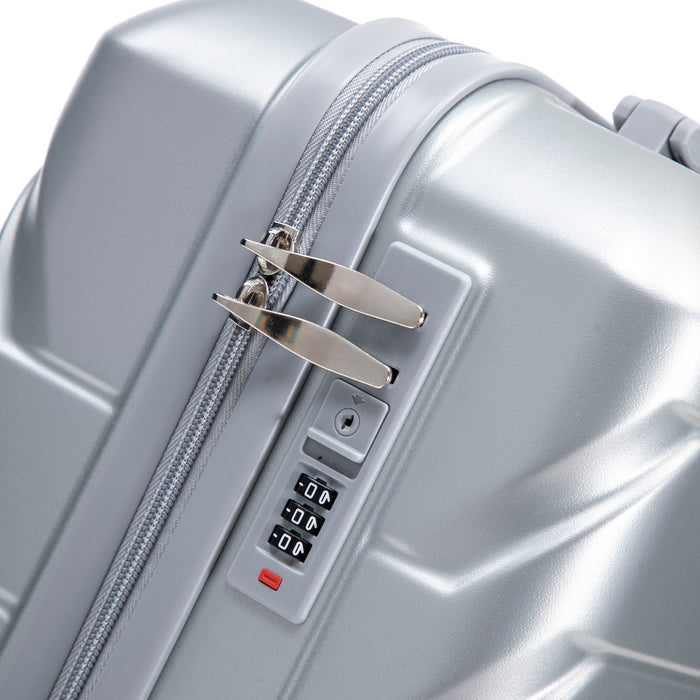 Hard Shell Travel Luggage With Scratch Resistant Surface