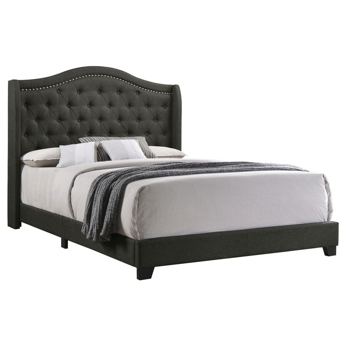 Maassluis - Bed With Button Tufted Headboard