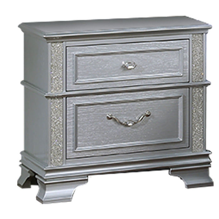 3 Piece Bedroom Set With Elegant Bed, 2 Nightstands