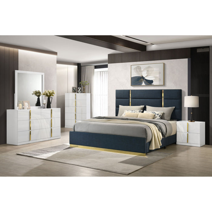Lauryn - Upholstered Panel Bed