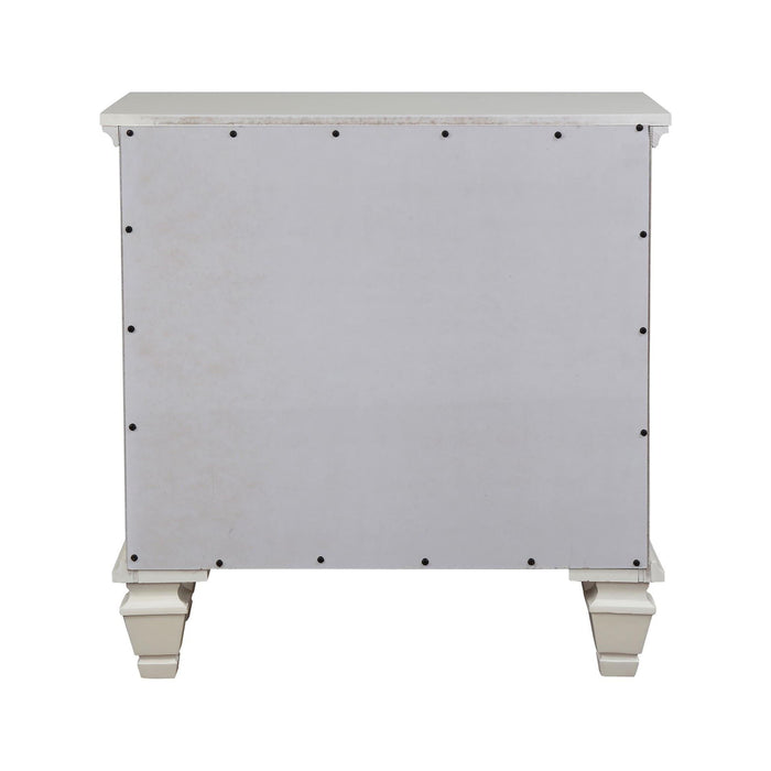 Cottage 3 Drawer Nightstand With Pull Out Tray - Cream White