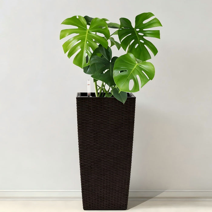 Indoor Outdoor Planter With Automatic Watering System