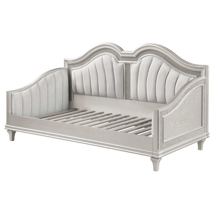Aurelia - Twin Daybed With Trim Upholstery - Oak