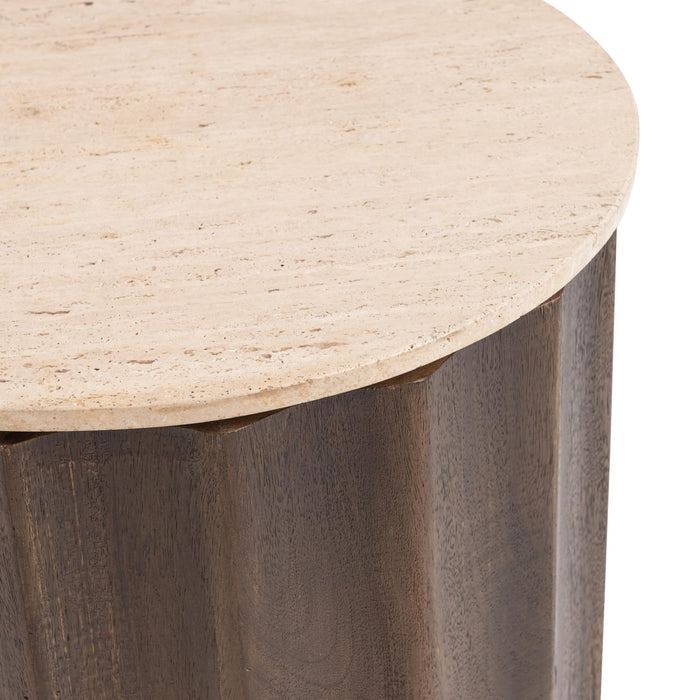 Baylee - Round Table