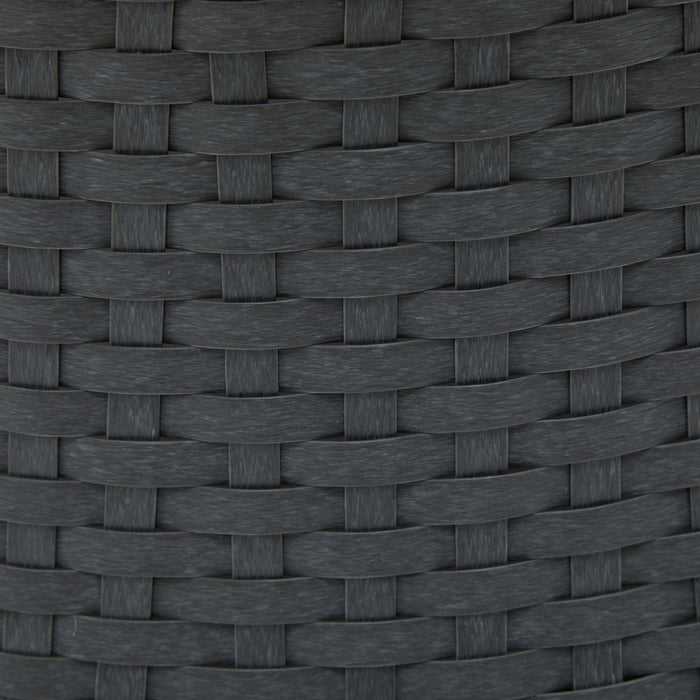 Modern Swivel Wicker Lounge Chair With Round Design