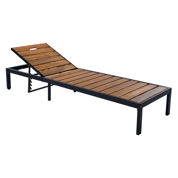 Outdoor Chaise With Adjustable Backrest