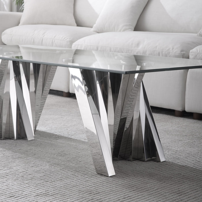 Table With Twisted Fan Shaped Legs