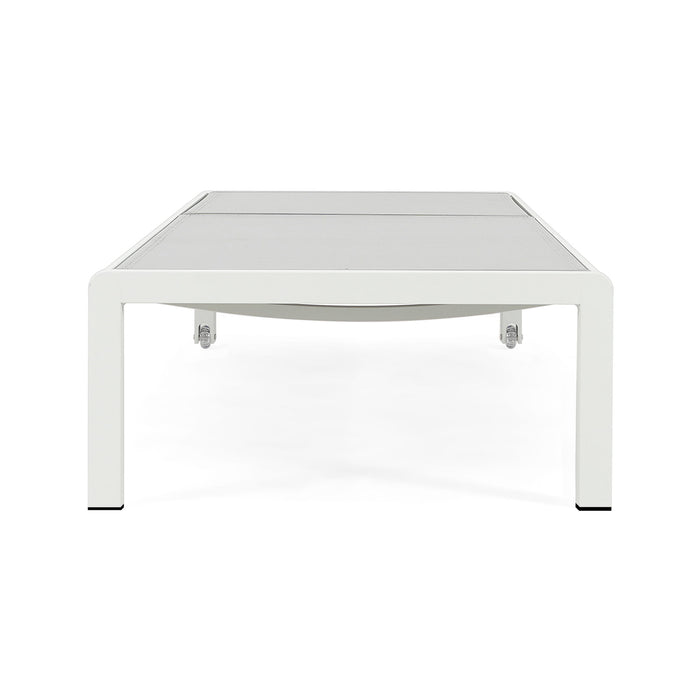 Outdoor Patio Chaise Lounge With 5 Reclining Positions