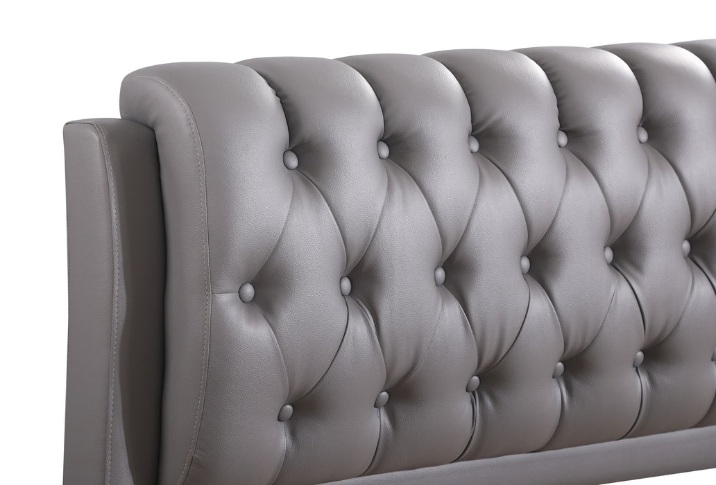 Tufted Upholstered Bed