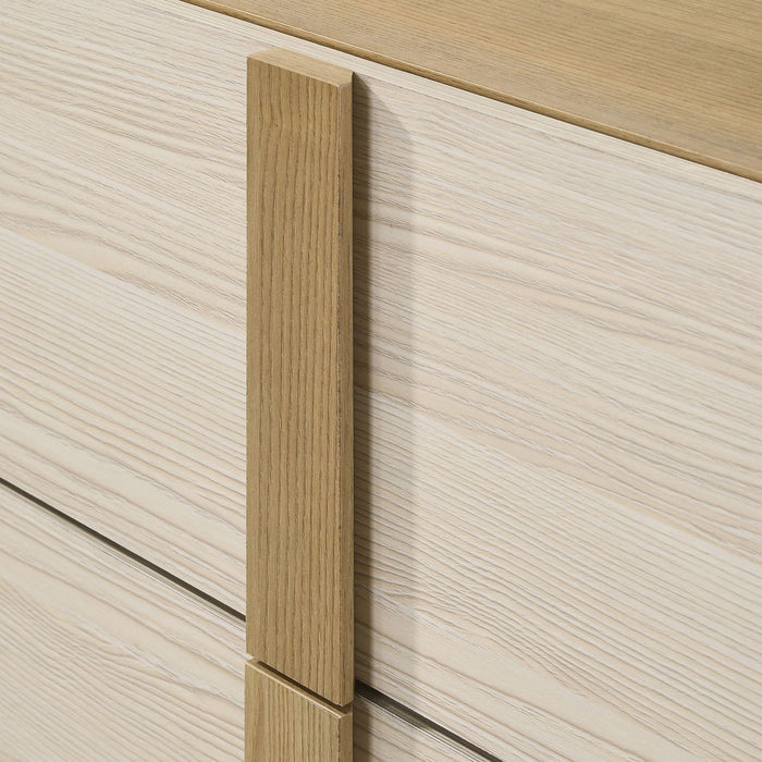 Lincoln - 4 Piece Queen Bedroom Set - Natural