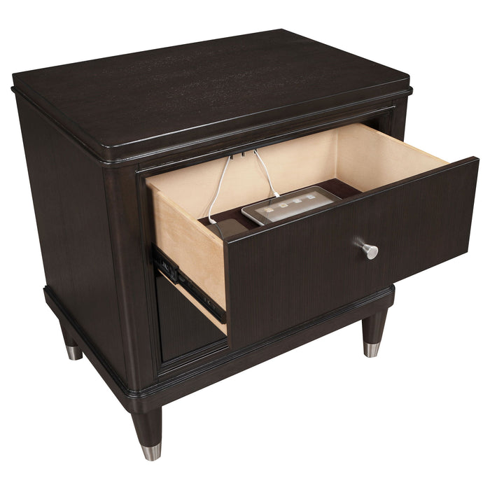 Niguel - 2 Drawer Nightstand With Felt Lined Top Drawer - Brown