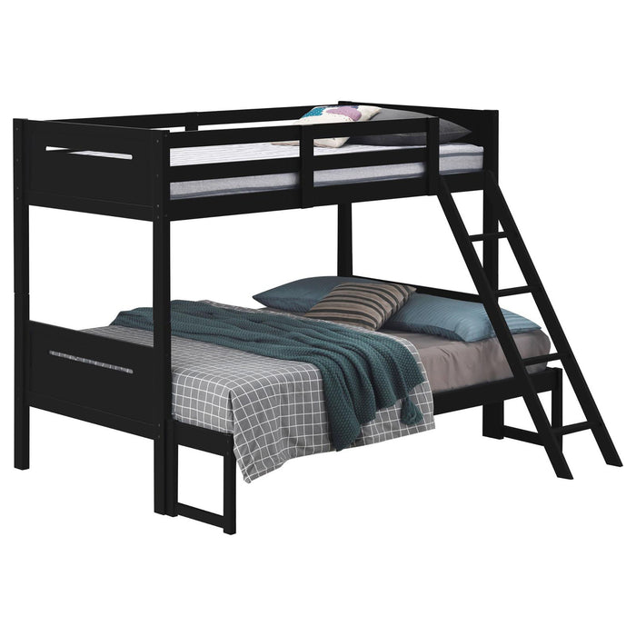 Bunk Bed With Built In Ladder, Safety Guardrails And Angled Access Step