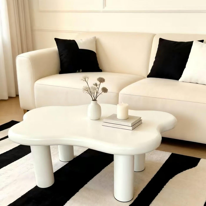 Cloud Shaped Coffee Table With 4 Round Legs