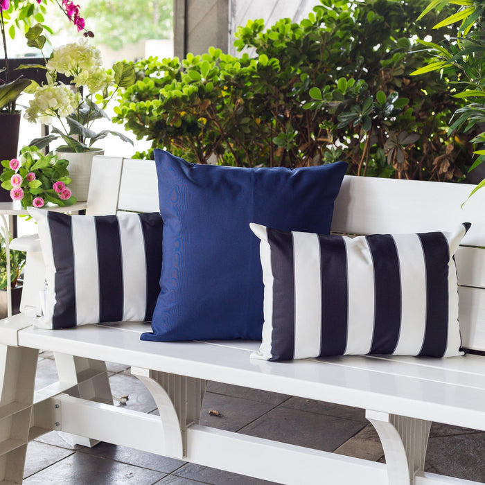 Horizon - Stripe Pillow Outdoor & Indoor - Black