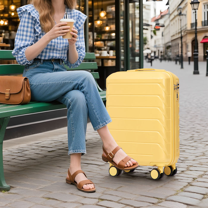 Spinner Luggage Set With Combination Lock