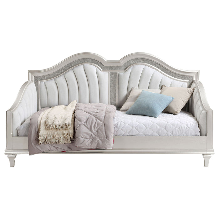 Aurelia - Twin Daybed With Trim Upholstery - Oak