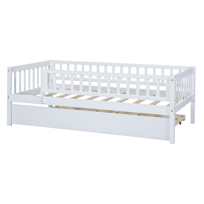 Multi Functional Wooden Daybed Bed