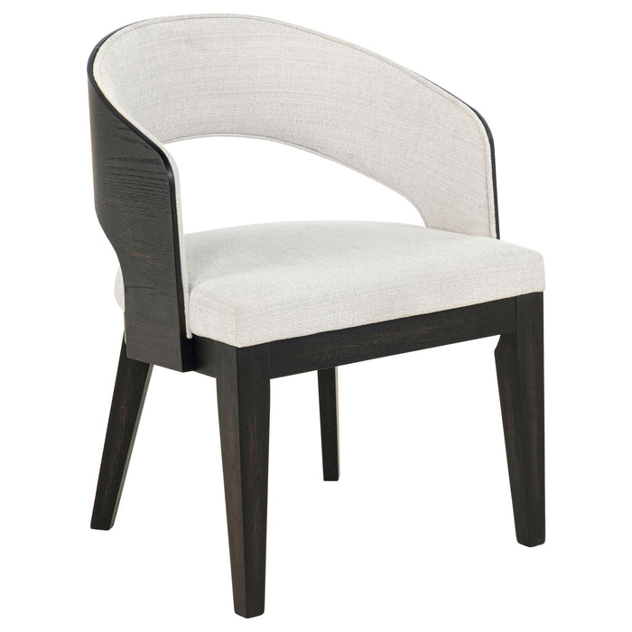 Bangor - Round Dining Table Set With Arm Chairs