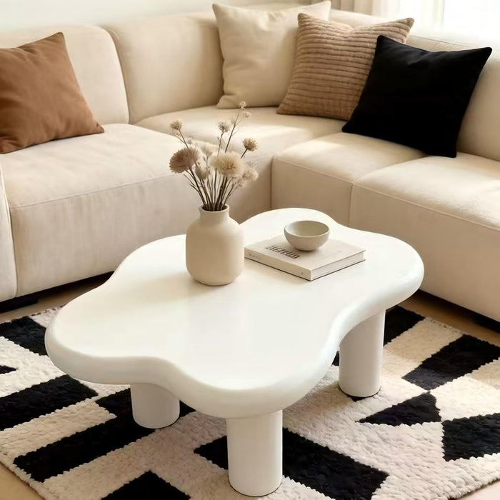 Cloud Shaped Coffee Table With 4 Round Legs