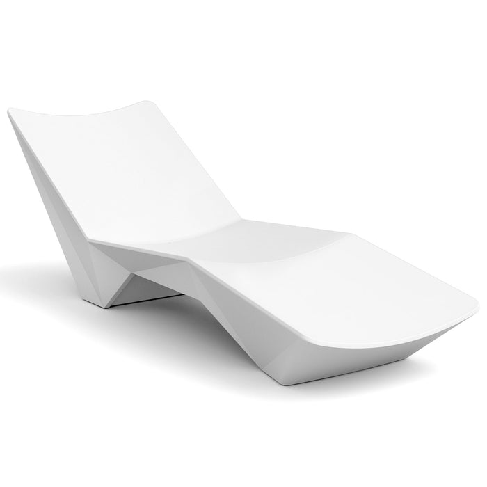 S-Shaped Pool Lounger, Essential For Outdoor Relaxation - White
