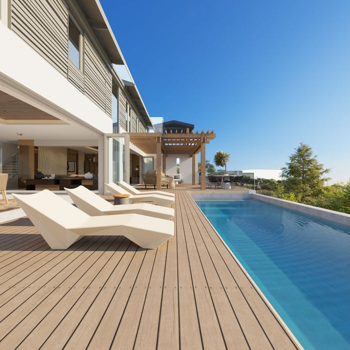 S - Shaped Pool Lounger, Ergonomic Design