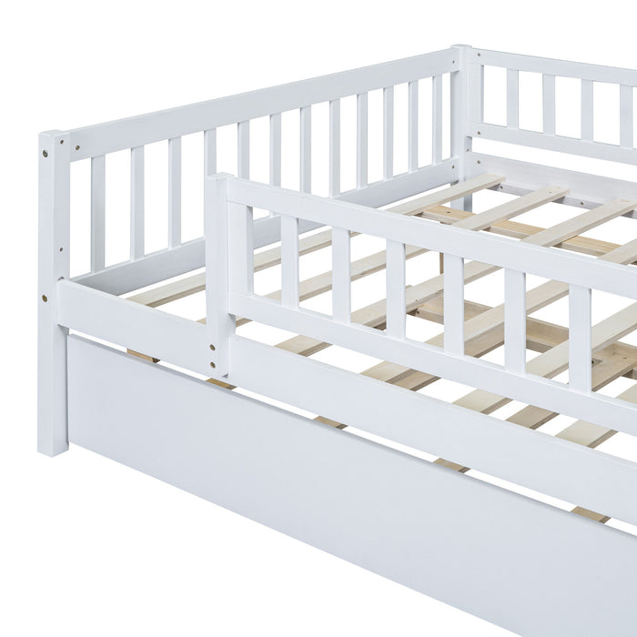 Multi Functional Wooden Daybed Bed