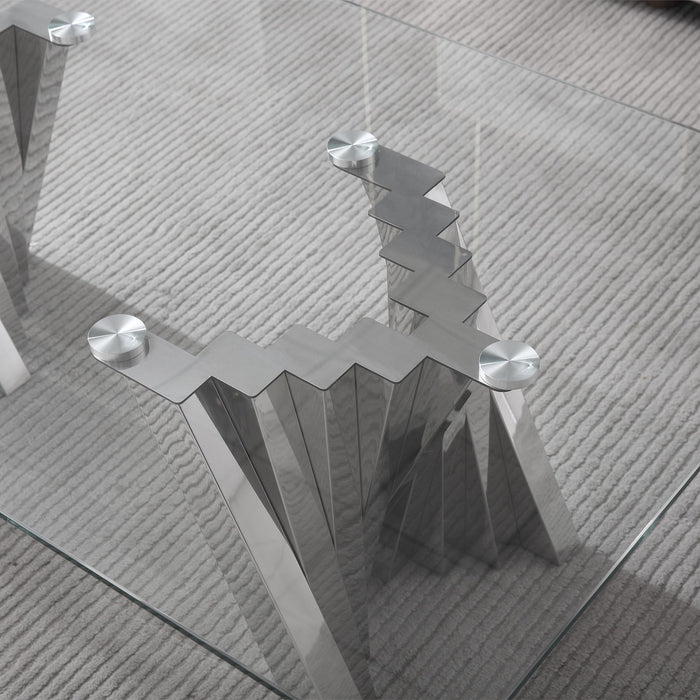 Table With Twisted Fan Shaped Legs