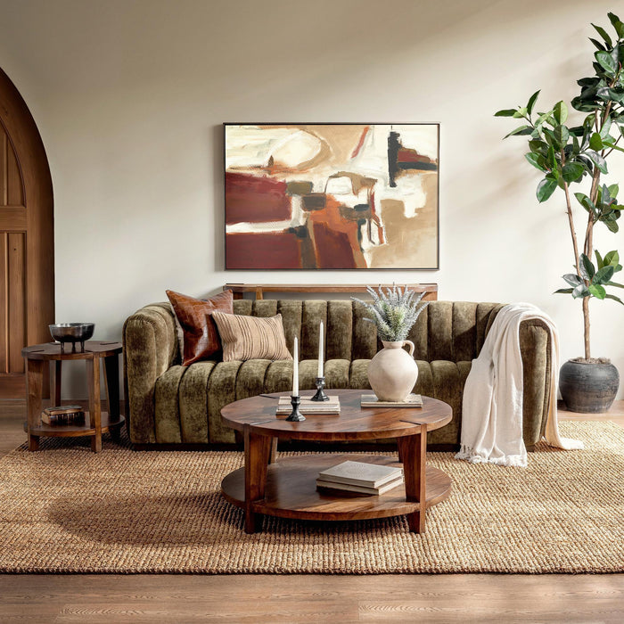 Alenna - Round Table