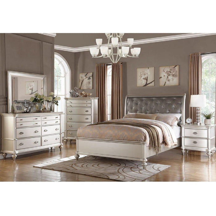 Tufted Headboard Bed
