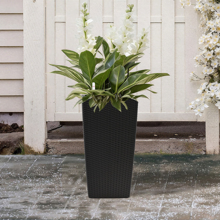 Indoor Outdoor Planter With Automatic Watering System