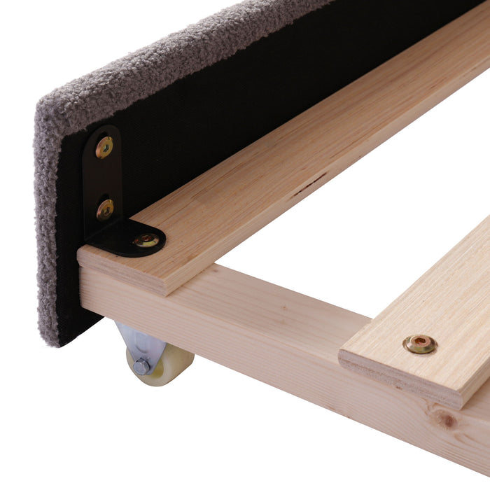 Upholstered Daybed With Light And Trundle