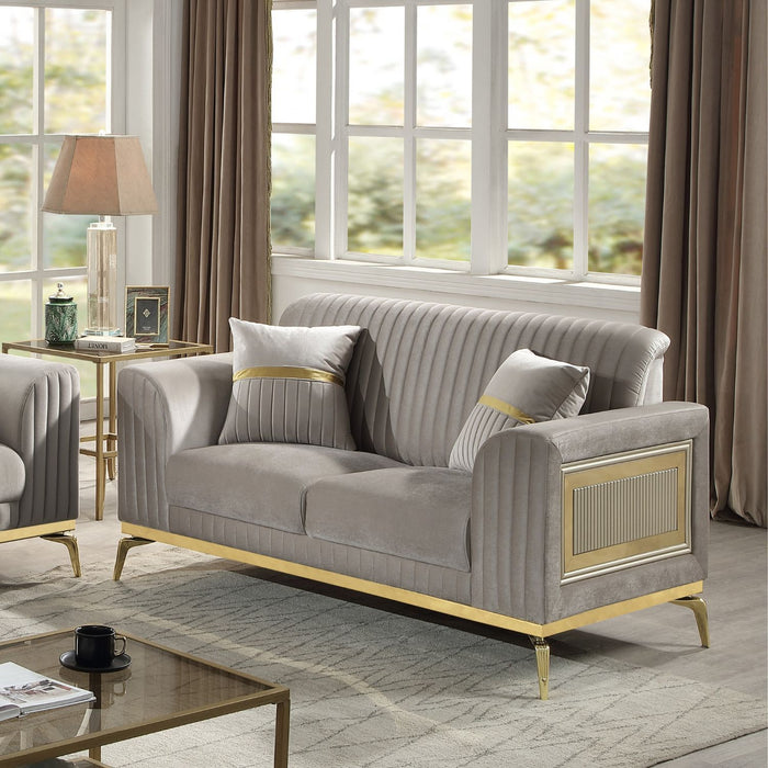 Antigua - Loveseat