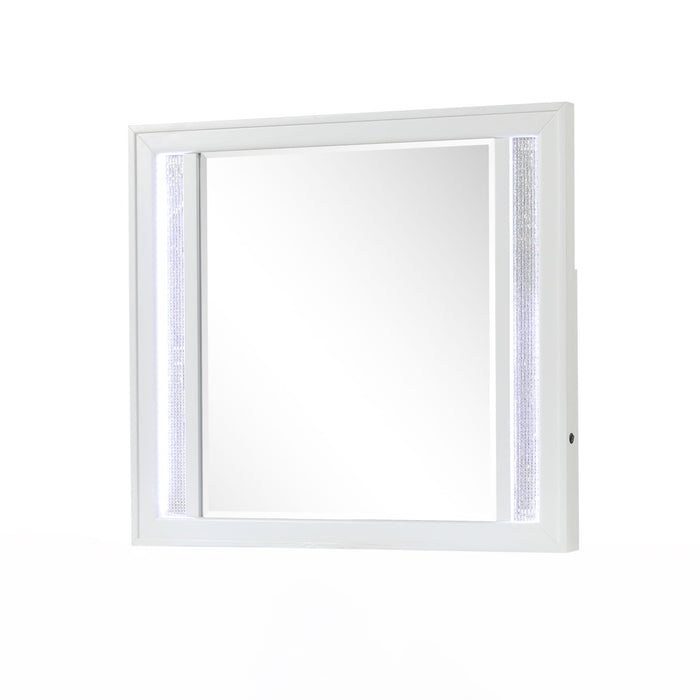 Abigale - Mirror For Dresser Top Made With LED (Includes Only Mirror) - White