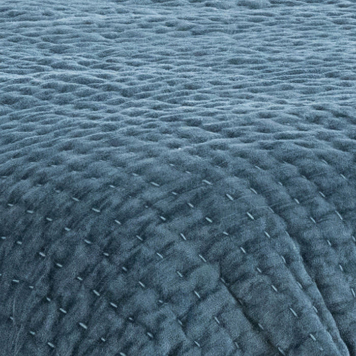 Bari - Velvet Quilt - Stone Blue