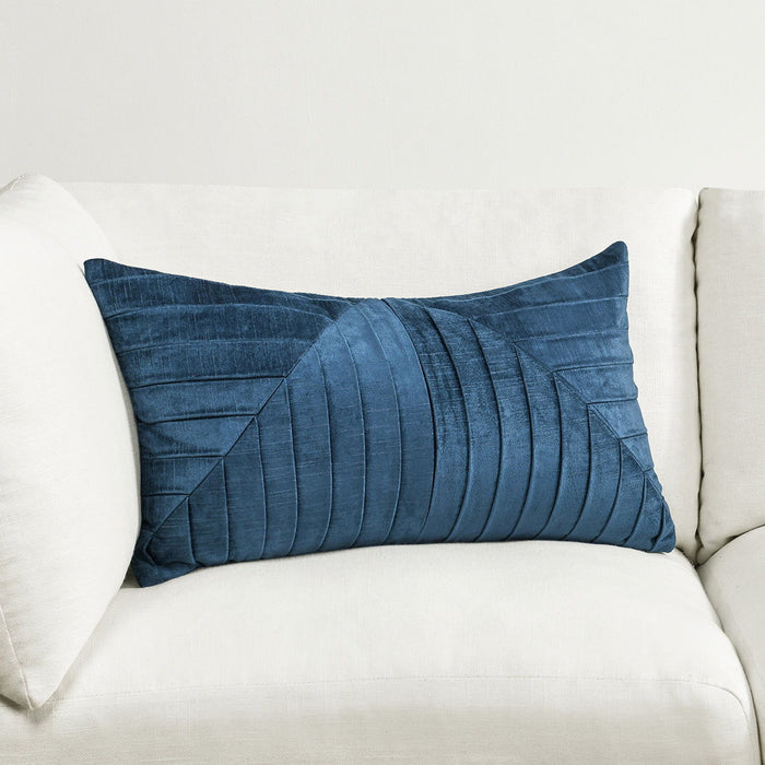 Aubry - DV Pillow