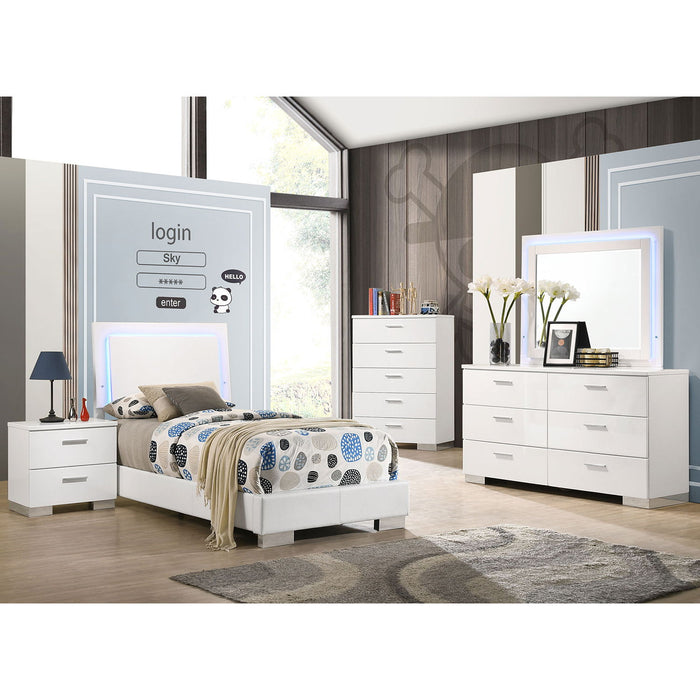 Dulcey - Bedroom Set With LED Lighting