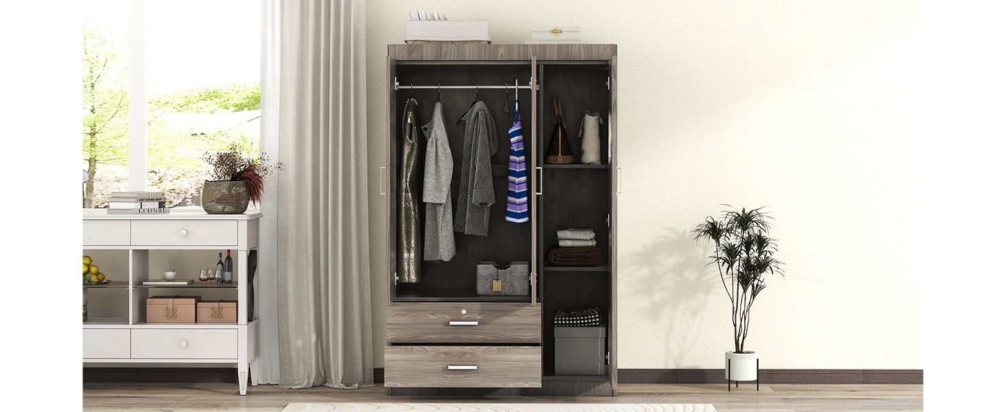 3 Door Wardrobe With 2 Drawers