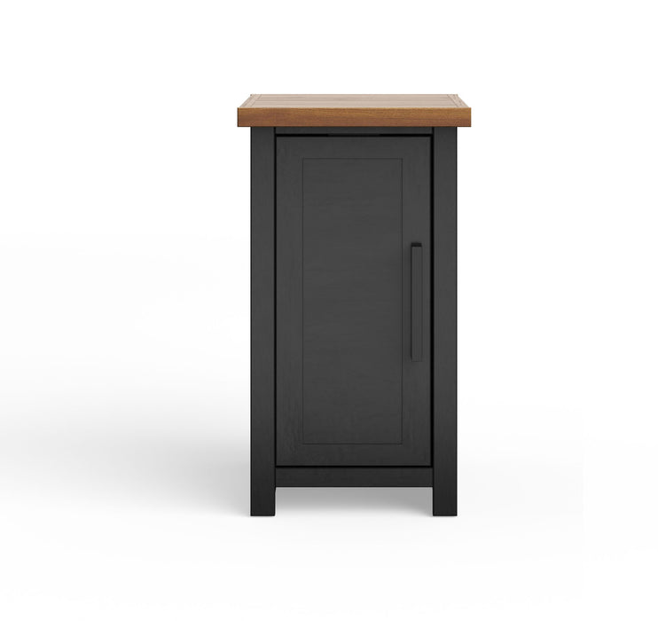 Essex - Chairside Table - Black, Whiskey