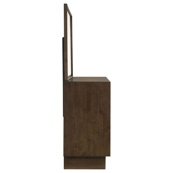 Hemlock - 6 Drawer Dresser With Mirror - Brown