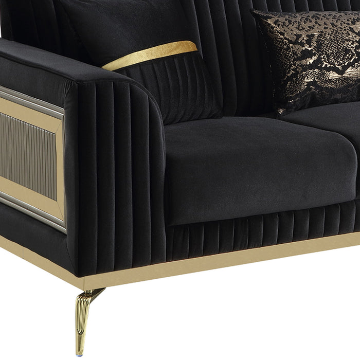 Antigua - Loveseat