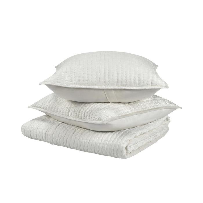 Bari - Velvet Quilt - Cloud
