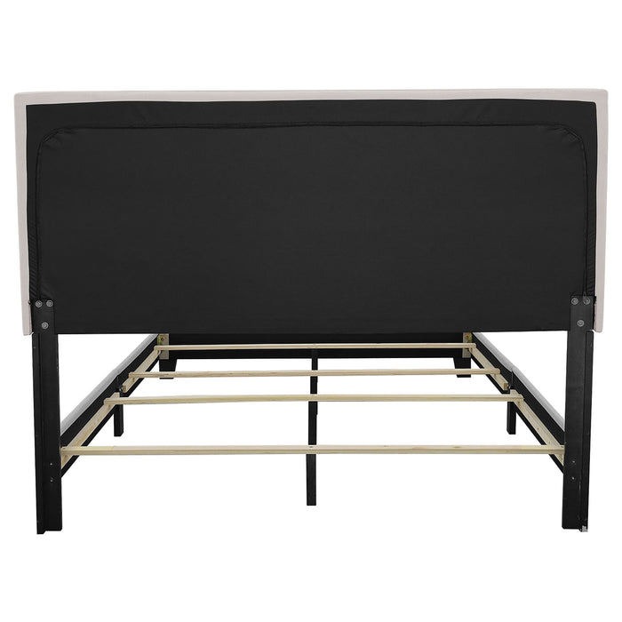 Guyancourt - Panel Bed