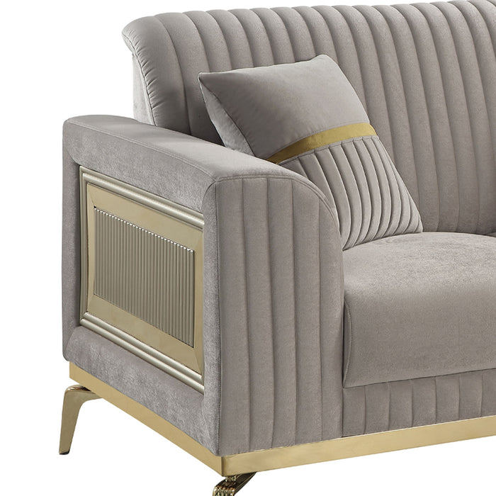Antigua - Loveseat