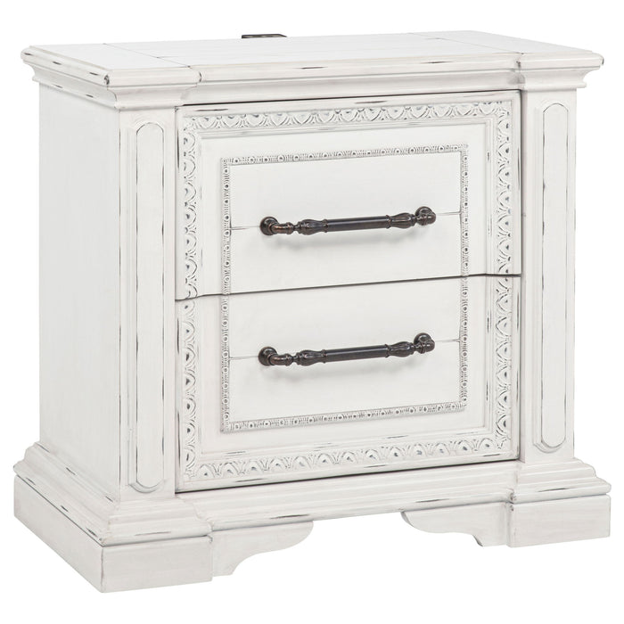 Bedroom Set With LED Lighting And Carved Moldings