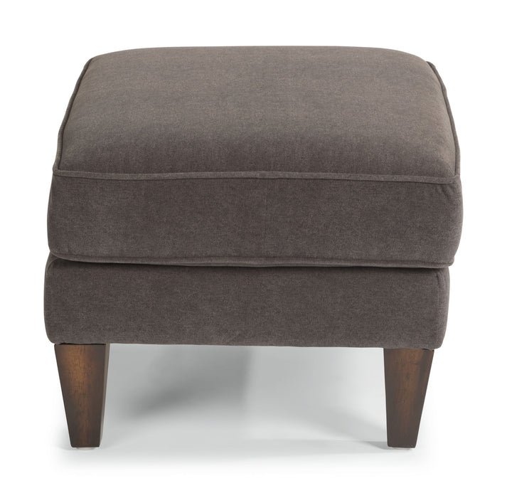 Digby - Cocktail Ottoman