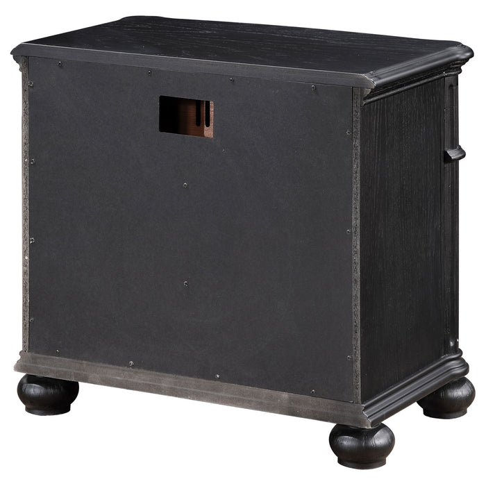 Taylor - 3 Drawer Nightstand With Felt Lined Top Drawer - Black