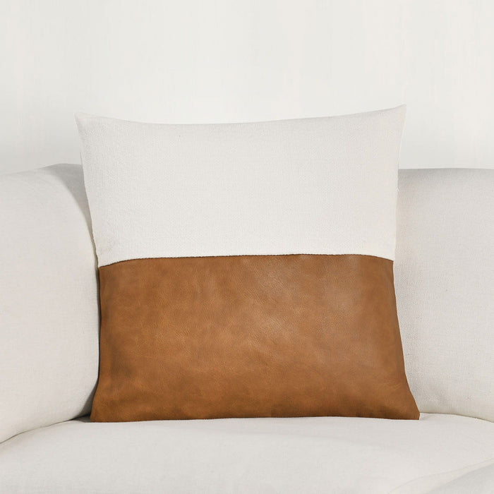 Canyon - Pillow - Ivory / Chestnut